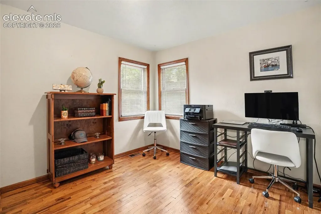 105 Via San Miguel Na Manitou Springs CO 80829