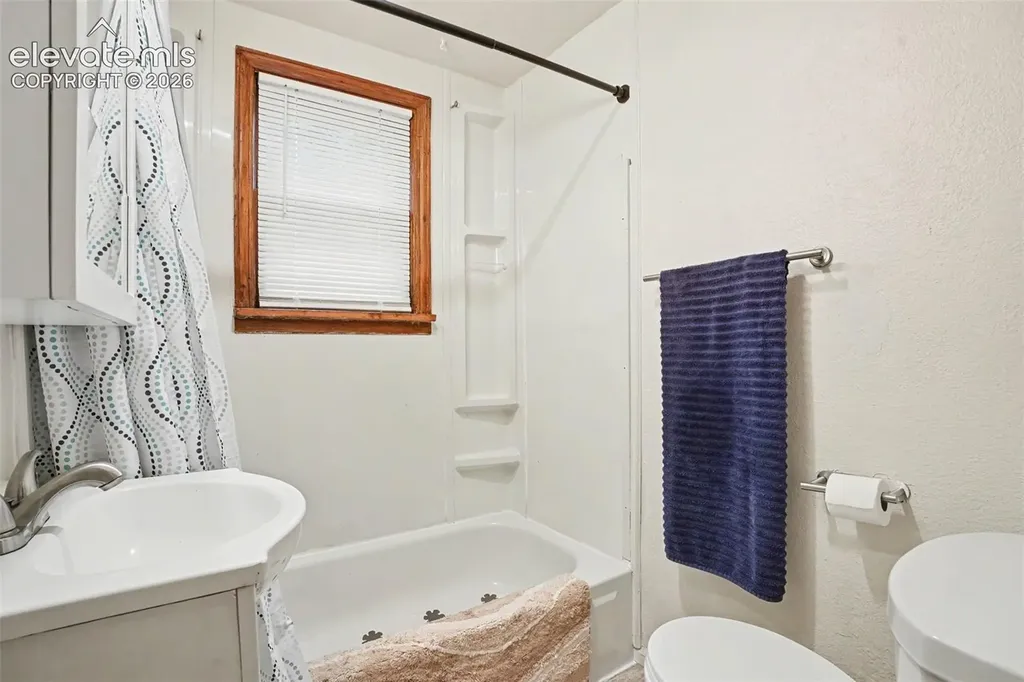 105 Via San Miguel Na Manitou Springs CO 80829