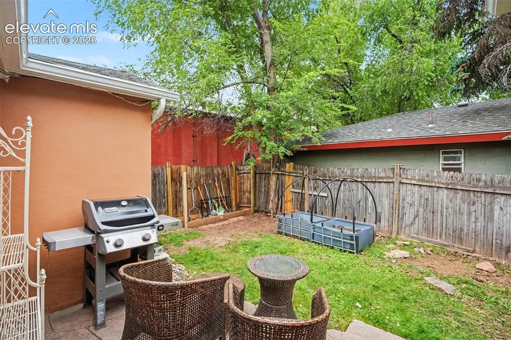105 Via San Miguel Na Manitou Springs CO 80829
