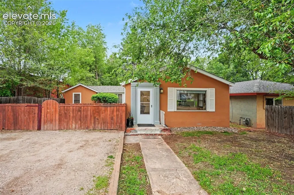 105 Via San Miguel Na Manitou Springs CO 80829