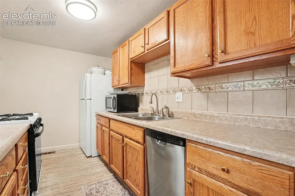105 Via San Miguel Na Manitou Springs CO 80829