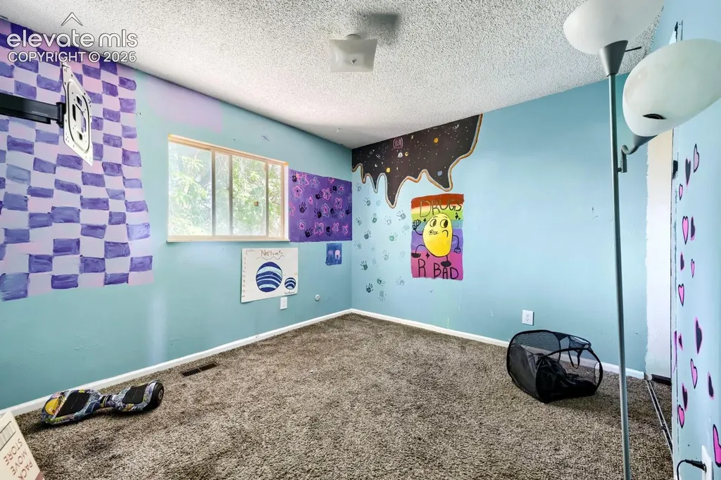 93 Regency Boulevard Pueblo CO 81005