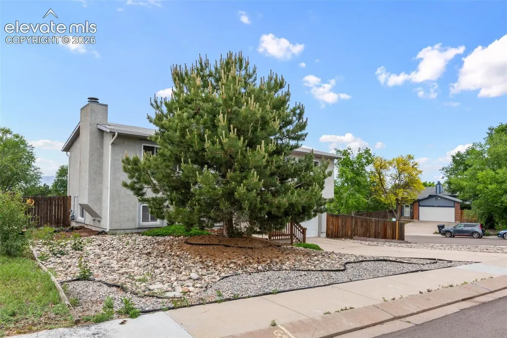 4303 Eastcrest Circle Colorado Springs CO 80916