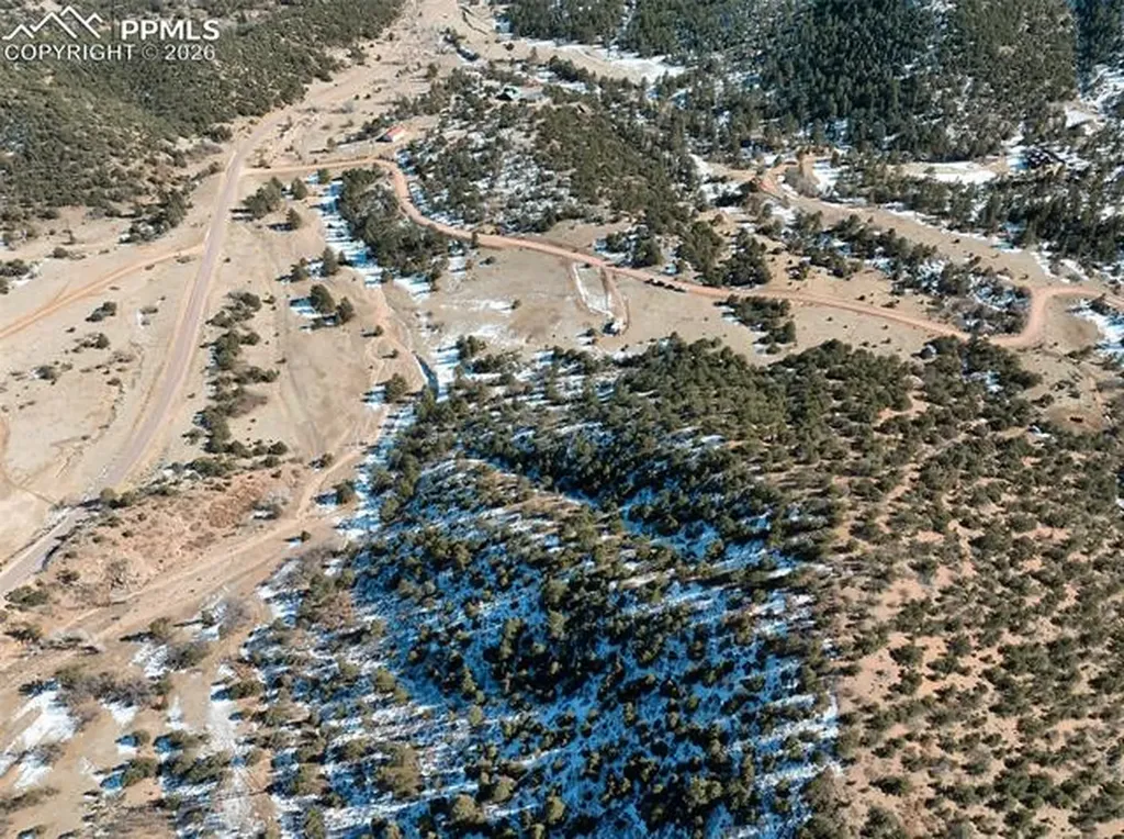 221 Chris Crossover Na Canon City CO 81212