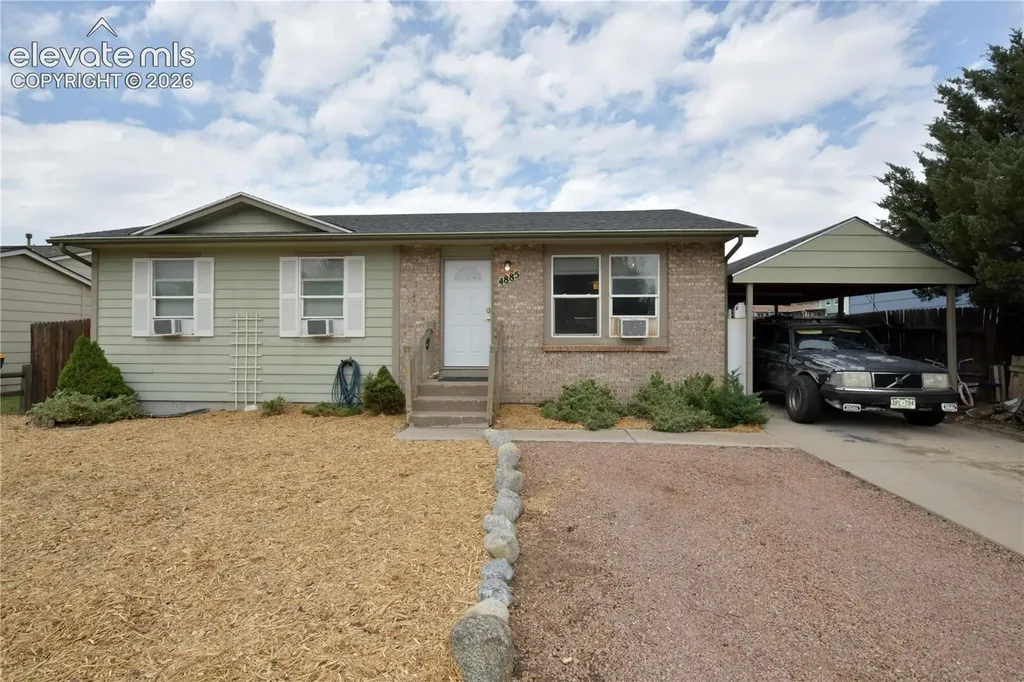 4885 Hunters Run Na Colorado Springs CO 80911