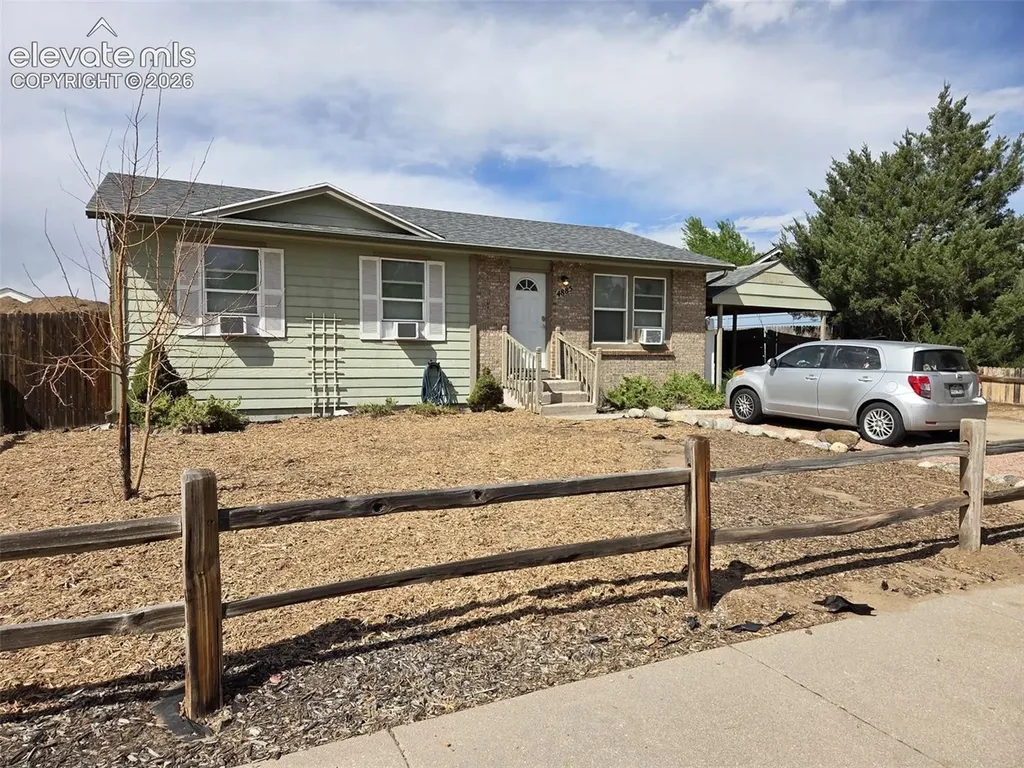 4885 Hunters Run Na Colorado Springs CO 80911