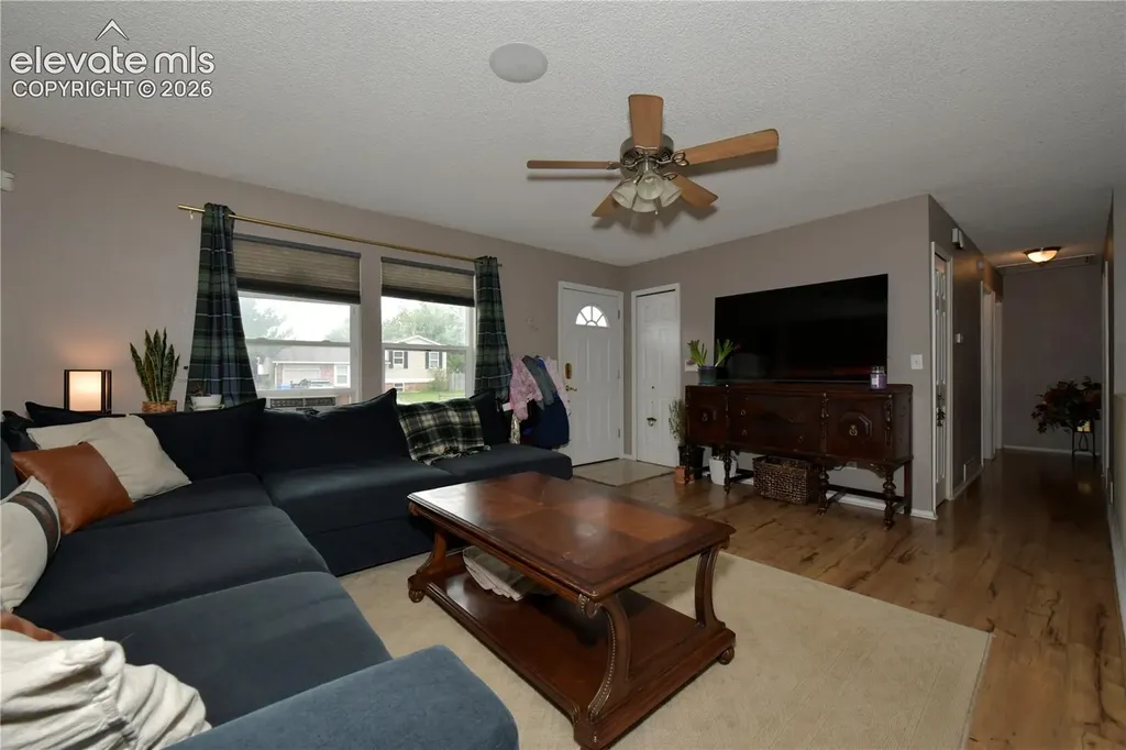 4885 Hunters Run Na Colorado Springs CO 80911
