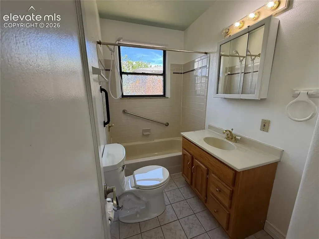 1220 E San Rafael Street Colorado Springs CO 80909