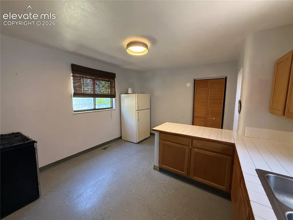 1220 E San Rafael Street Colorado Springs CO 80909