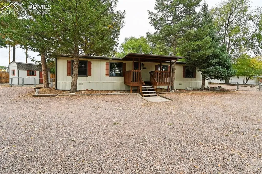 30 Shangra Lane Drive Colorado Springs CO 80907