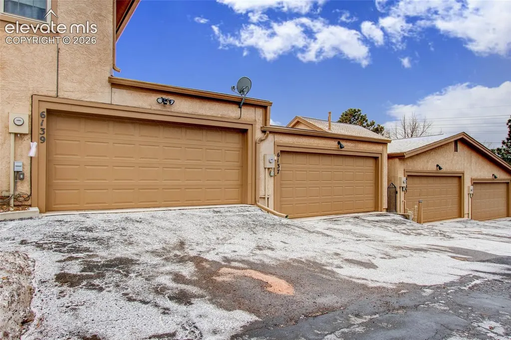 6139 Little Pine Circle Colorado Springs CO 80918