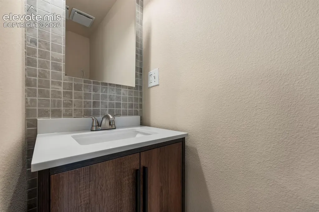 2140 Robin Drive Colorado Springs CO 80909