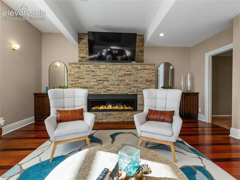 229 W Riverwalk Na Pueblo CO 81003