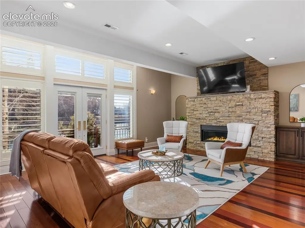 229 W Riverwalk Na Pueblo CO 81003