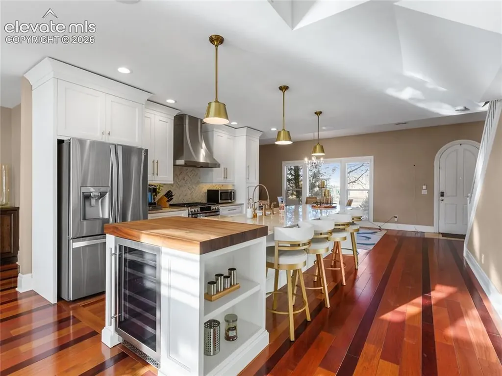 229 W Riverwalk Na Pueblo CO 81003
