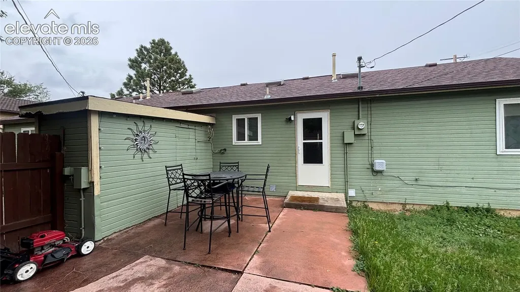 2525 Broadway Street Colorado Springs CO 80904