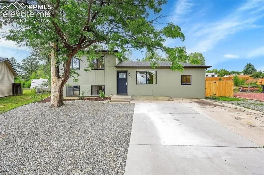 239 Tanna Court Colorado Springs CO 80916