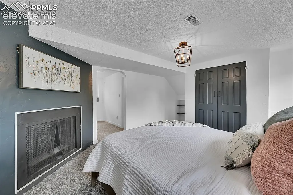 239 Tanna Court Colorado Springs CO 80916