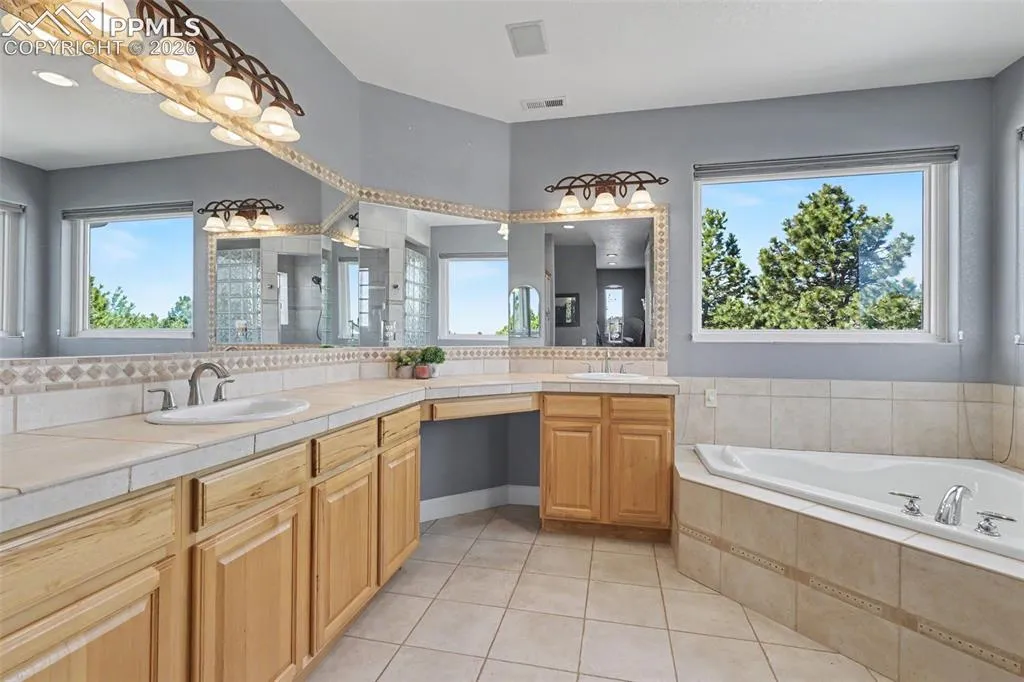17910 Grama Ridge Na Colorado Springs CO 80908