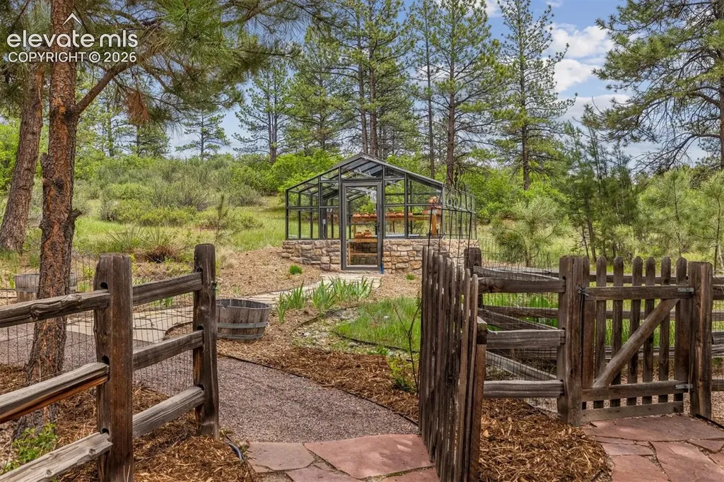 2376 Trails End Na Franktown CO 80116