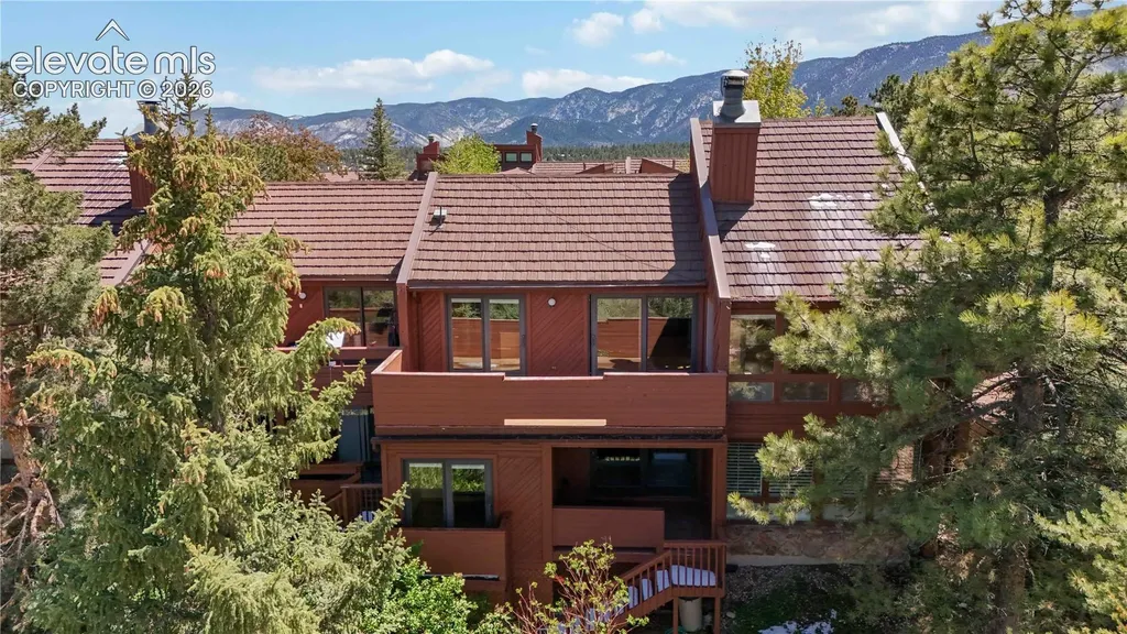 4535 Sentinel Rock Na Larkspur CO 80118
