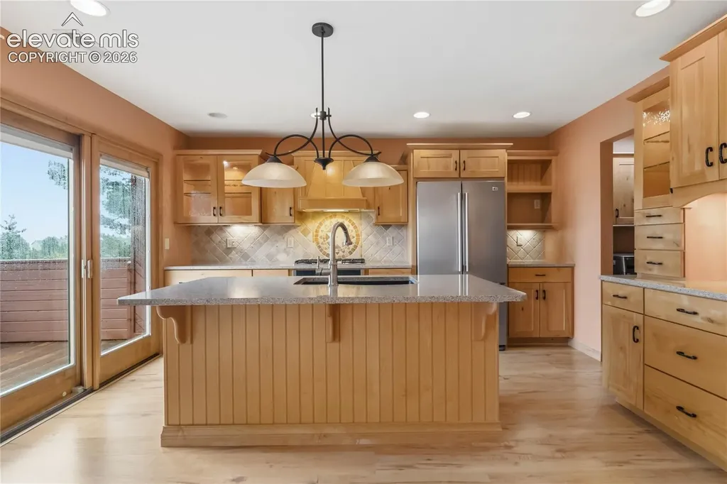 4535 Sentinel Rock Na Larkspur CO 80118