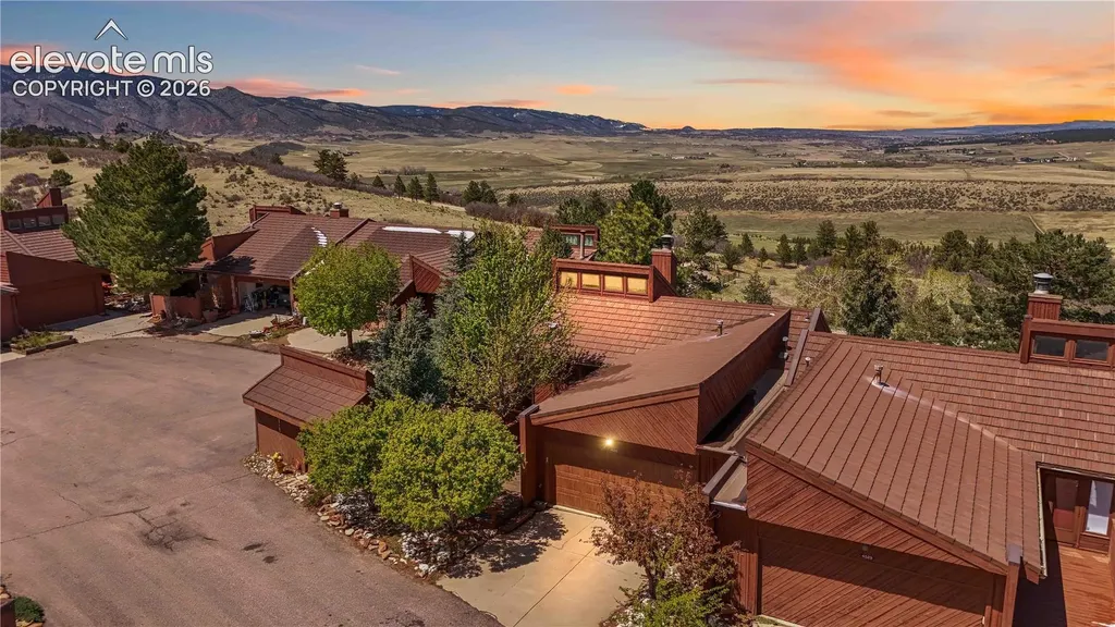 4535 Sentinel Rock Na Larkspur CO 80118