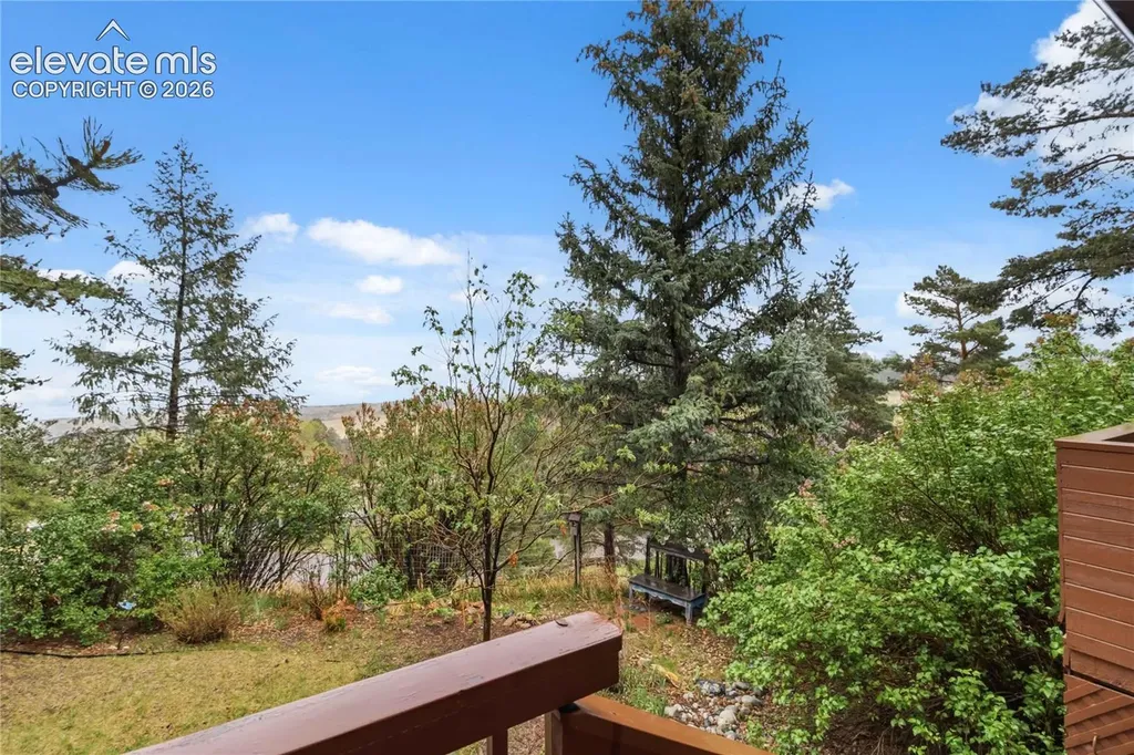 4535 Sentinel Rock Na Larkspur CO 80118
