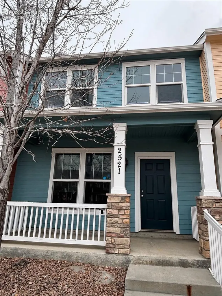 2521 Shannara Grove Colorado Springs CO 80951