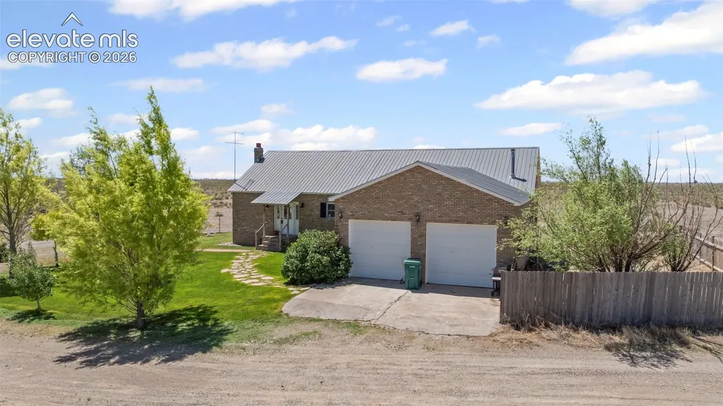 5366 Lane 10 Na Hooper CO 81136