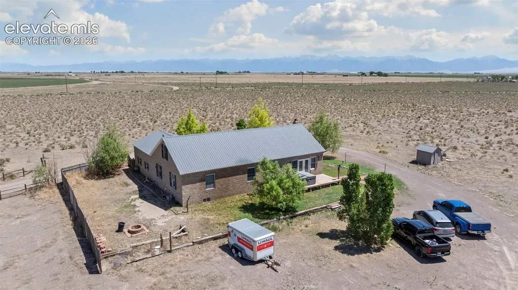 5366 Lane 10 Na Hooper CO 81136