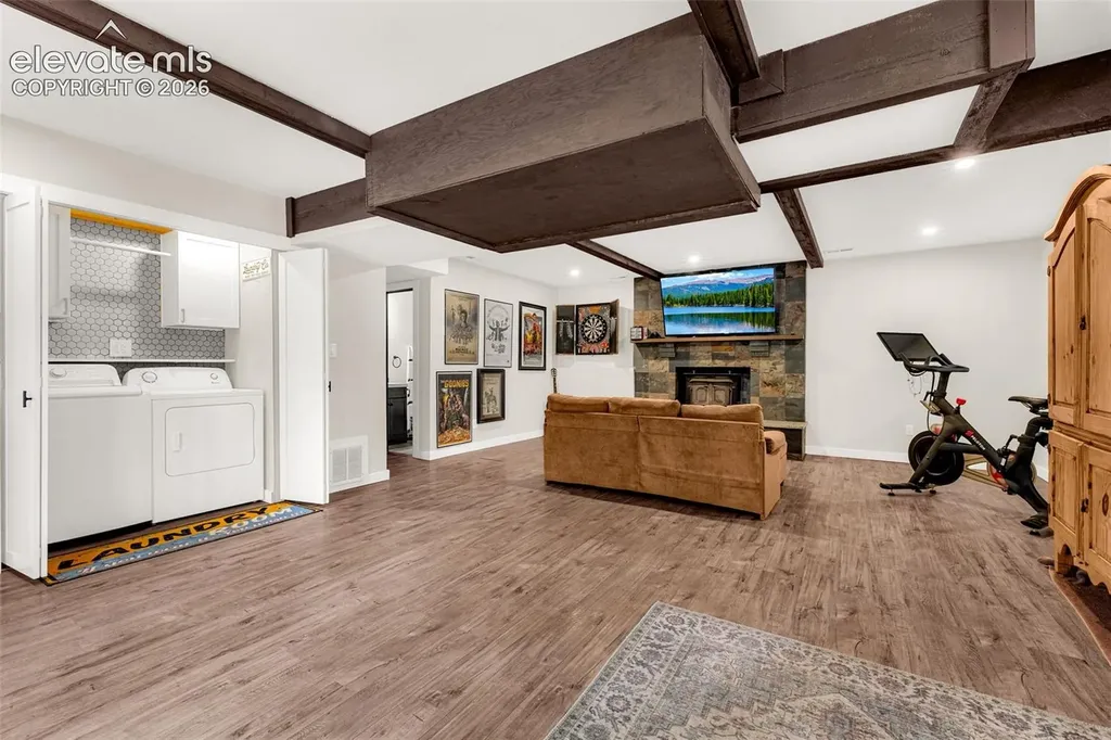 917 Centre Camino Na Woodland Park CO 80863