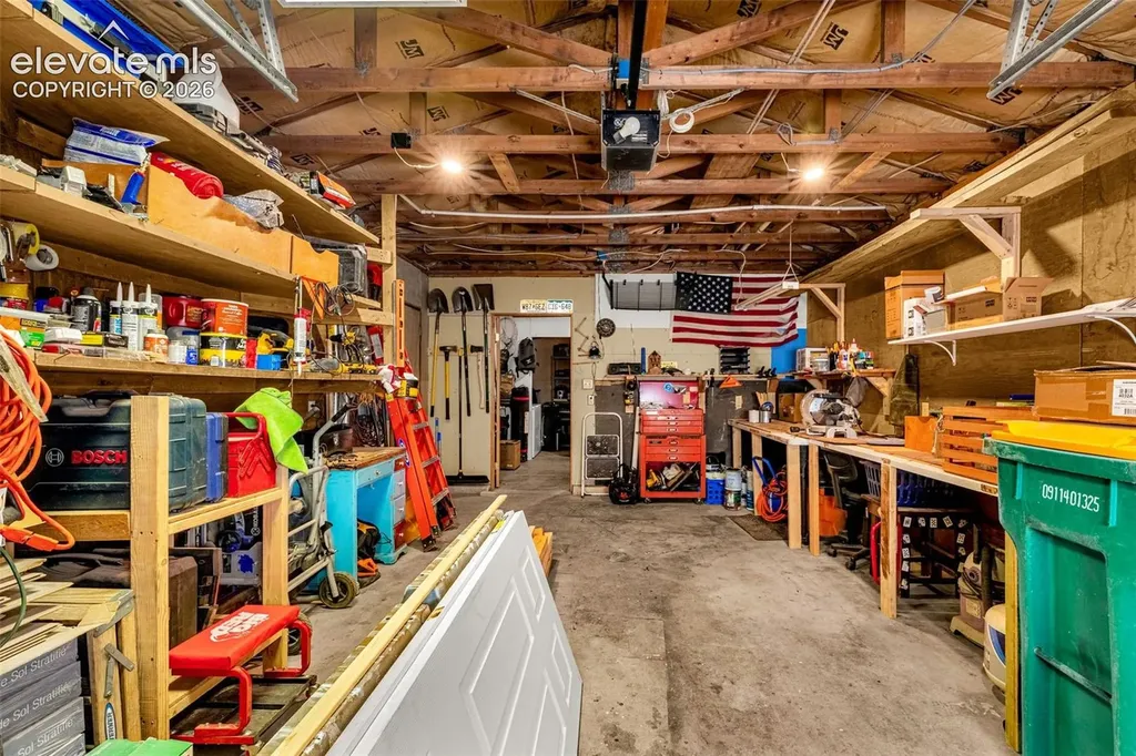 917 Centre Camino Na Woodland Park CO 80863