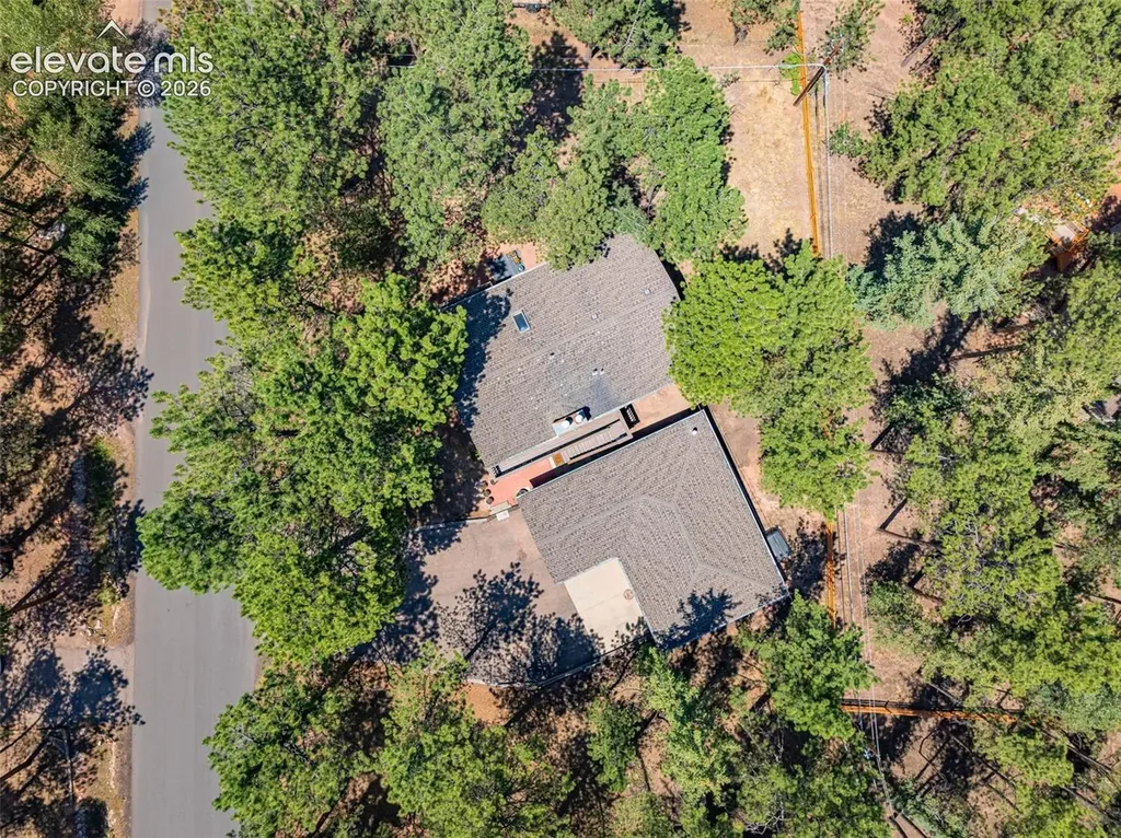 917 Centre Camino Na Woodland Park CO 80863