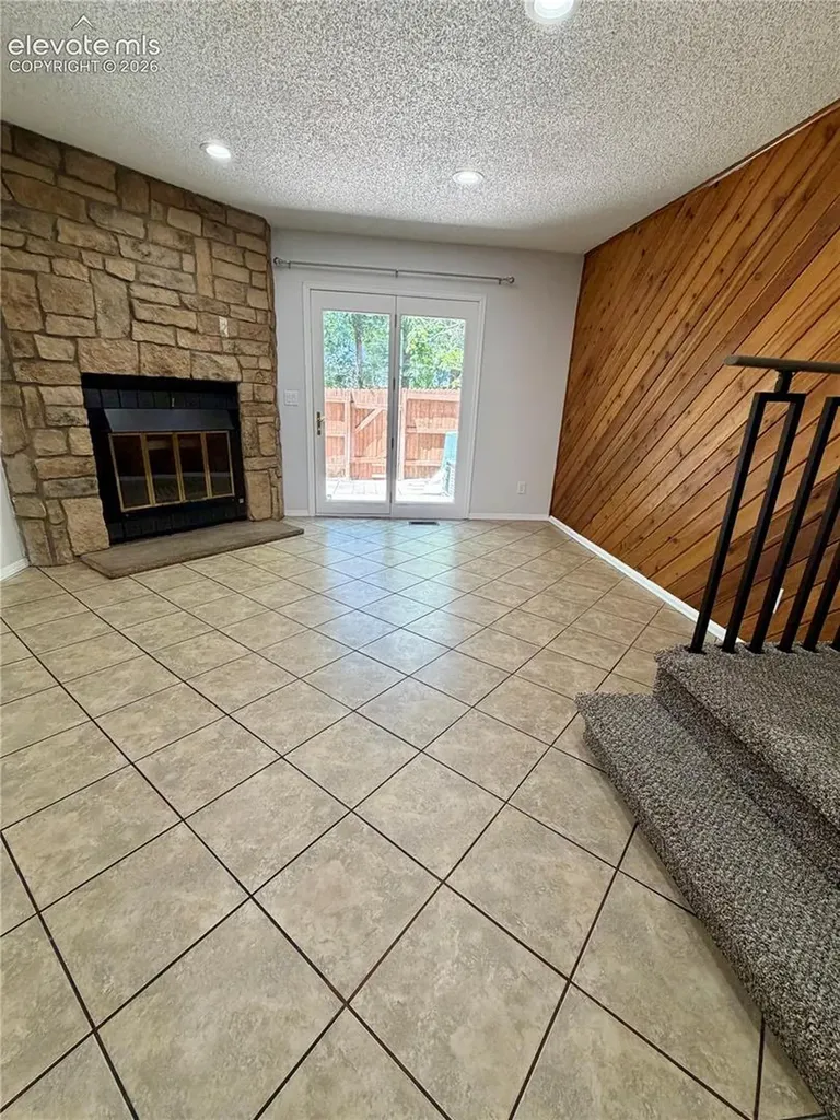4184 Charleston Drive Colorado Springs CO 80916