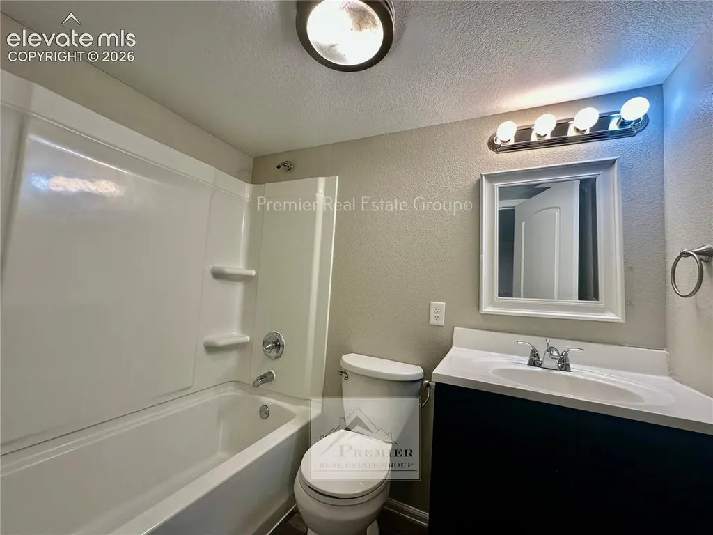 4873 San Amels Way Colorado Springs CO 80911
