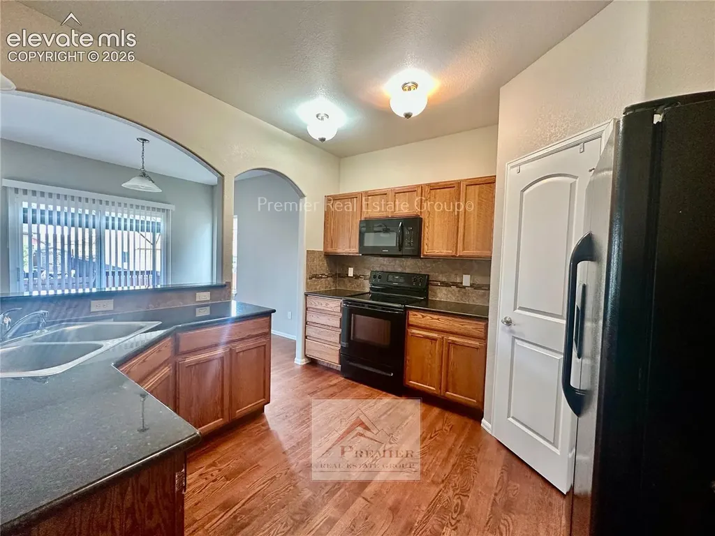 4873 San Amels Way Colorado Springs CO 80911