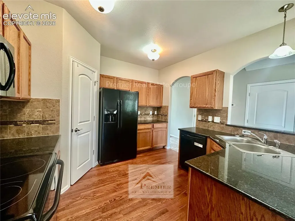 4873 San Amels Way Colorado Springs CO 80911