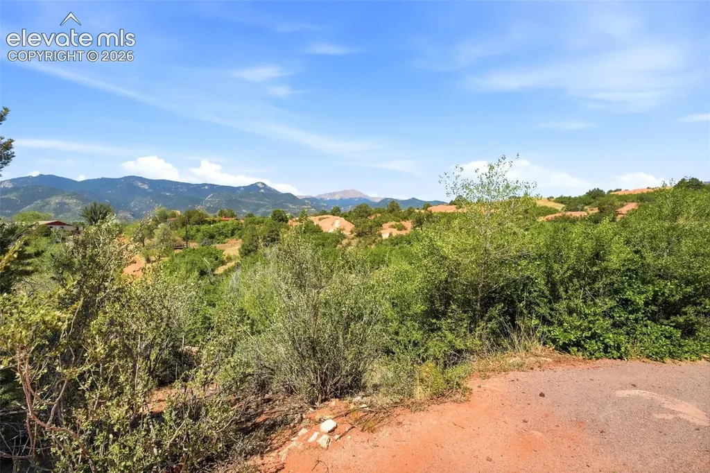 6 Las Piedras Escondidas Na Colorado Springs CO 80904