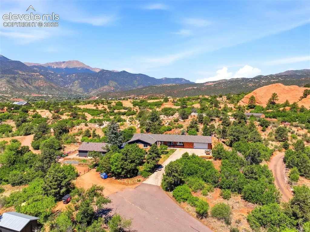 6 Las Piedras Escondidas Na Colorado Springs CO 80904