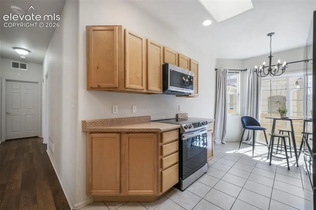 1807 Paseo Del Tesoro Na Pueblo CO 81008
