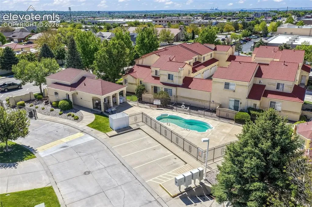 1807 Paseo Del Tesoro Na Pueblo CO 81008
