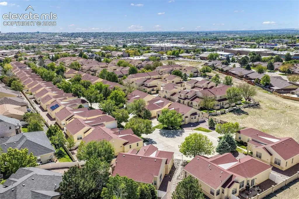 1807 Paseo Del Tesoro Na Pueblo CO 81008
