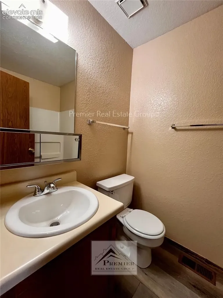 2126 Boston Terrace Colorado Springs CO 80904