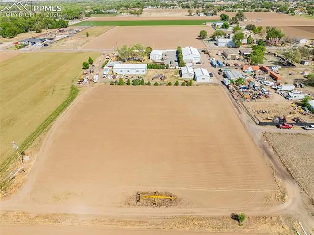 867 28th Lane Pueblo CO 81006