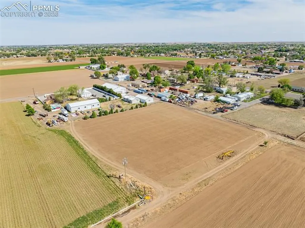 867 28th Lane Pueblo CO 81006