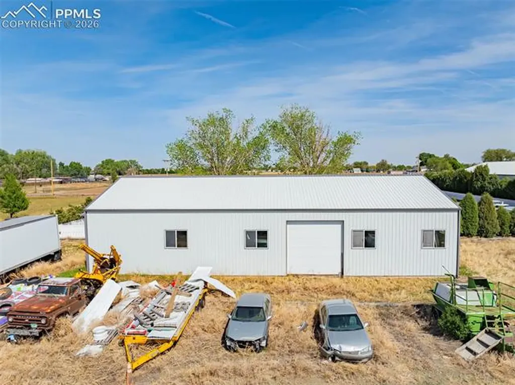 867 28th Lane Pueblo CO 81006