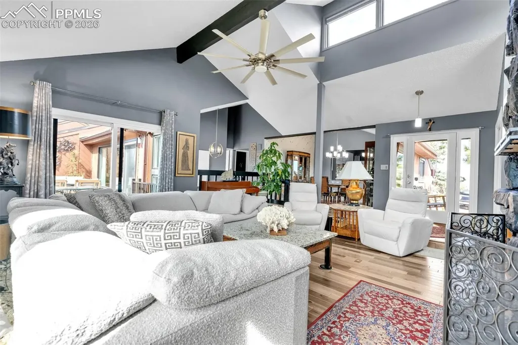 4500 Sentinel Rock Na Larkspur CO 80118
