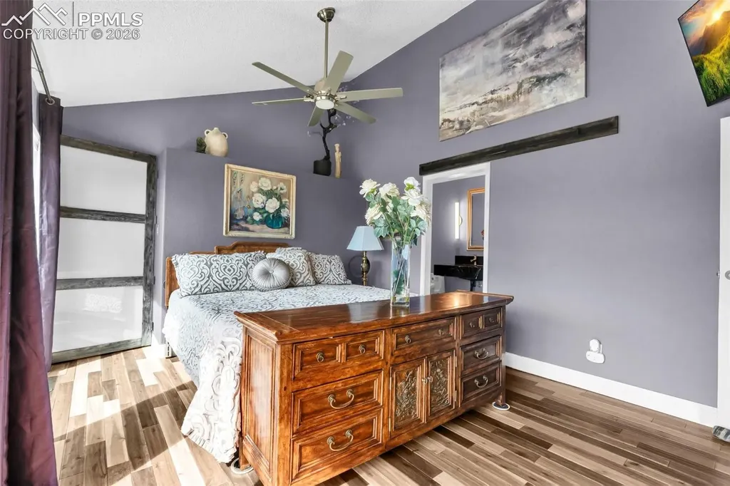 4500 Sentinel Rock Na Larkspur CO 80118