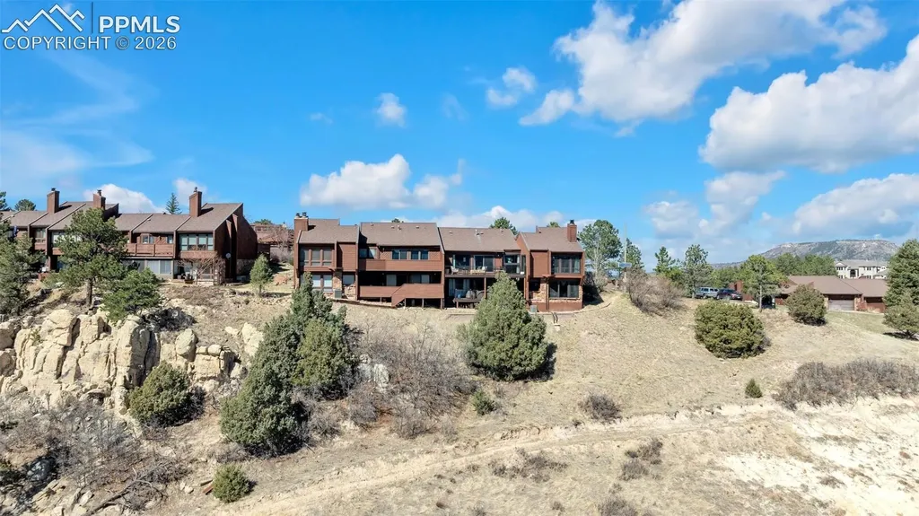 4500 Sentinel Rock Na Larkspur CO 80118